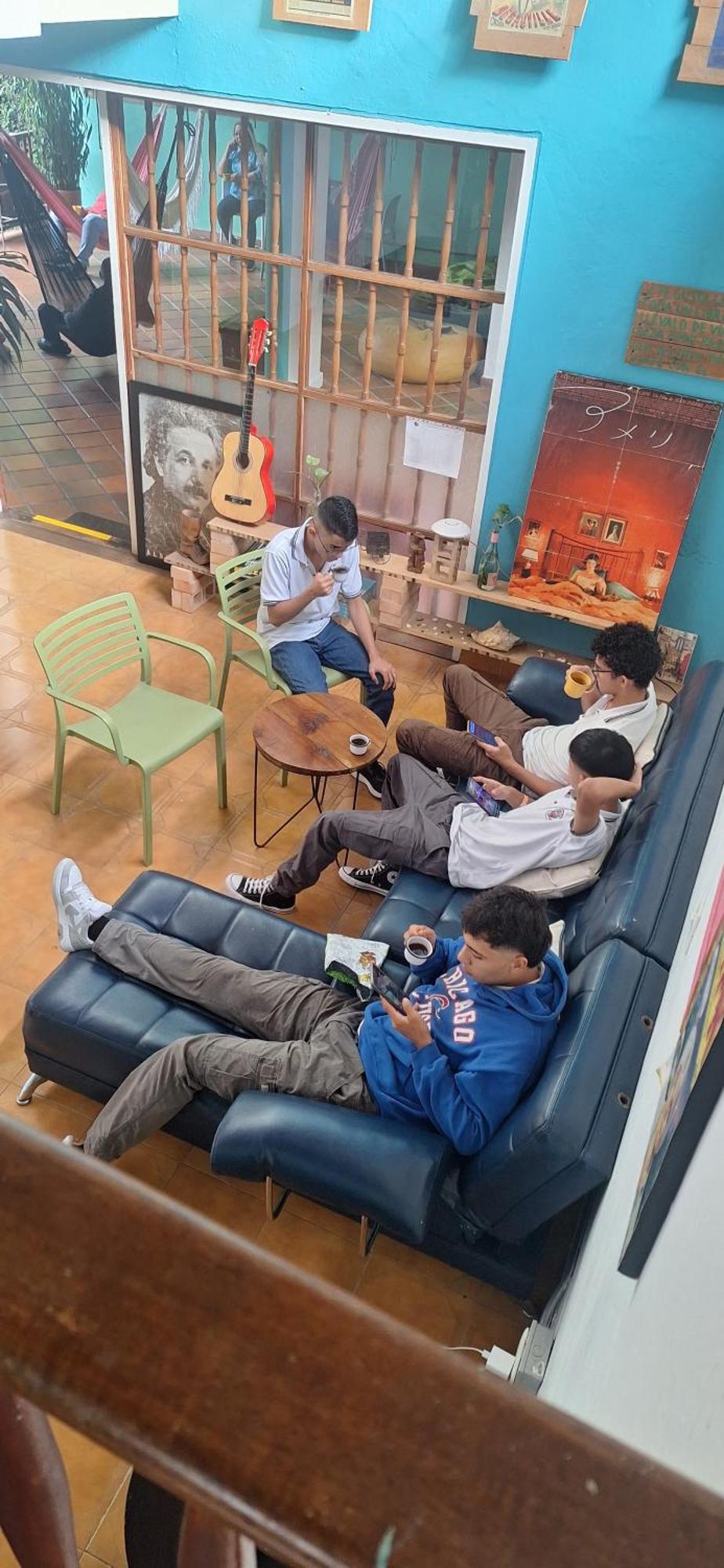 Yolo Hostel Medellin Bagian luar foto